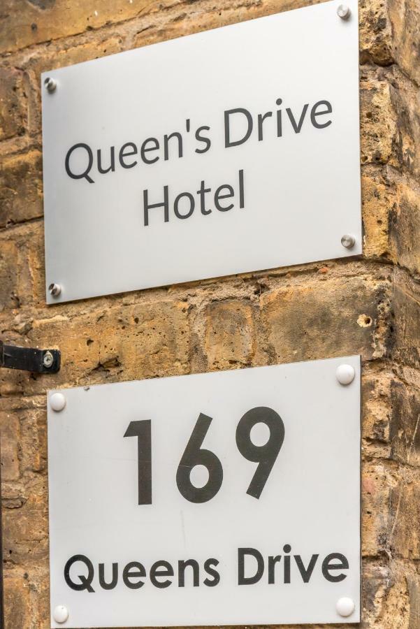 Queens Drive Hotel At Finsbury Park Londra Esterno foto